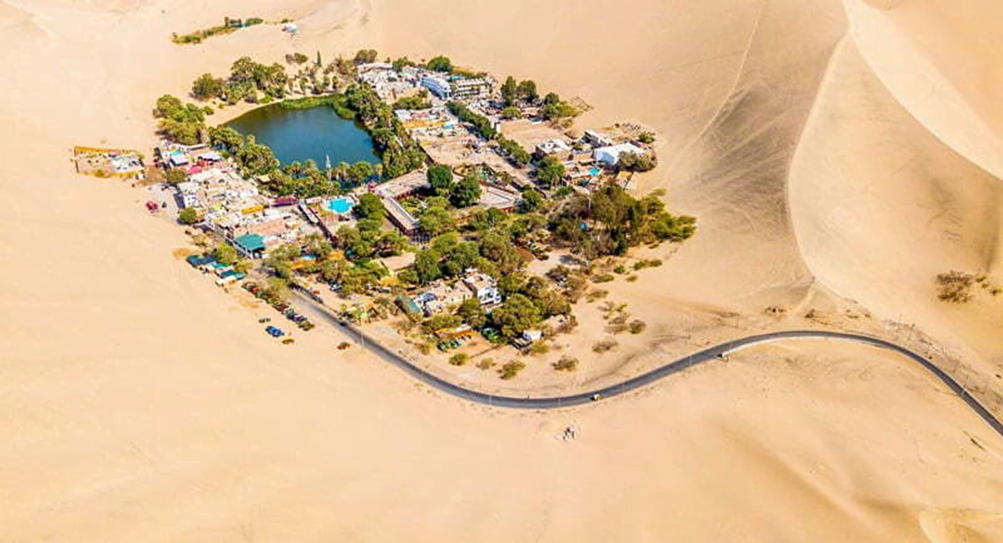 Huacachina โอเอซิสเวิ้งว้างกลางทะเลทรายเปรู