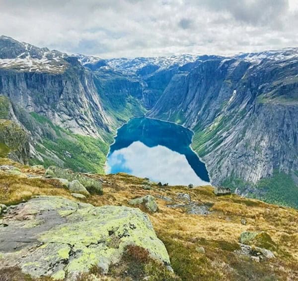 โทรลส์ทุงกา (Trolltunga) หน้าผาสุดเสียวแห่งนอร์เวย์